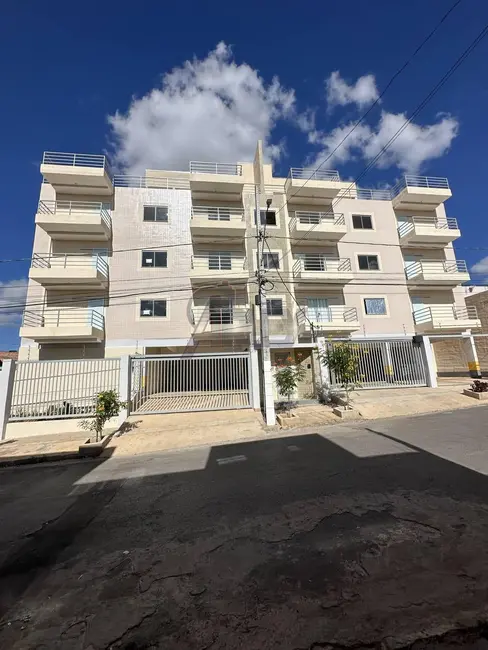 Foto 1 de Apartamento com 3 quartos à venda, 100m2 em Major Prates, Montes Claros - MG