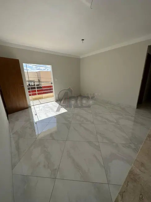 Foto 2 de Apartamento com 3 quartos à venda, 100m2 em Major Prates, Montes Claros - MG