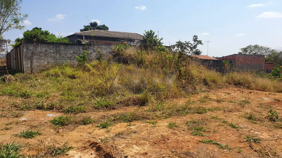 Foto 2 de Terreno / Lote à venda em Jaraguá, Montes Claros - MG