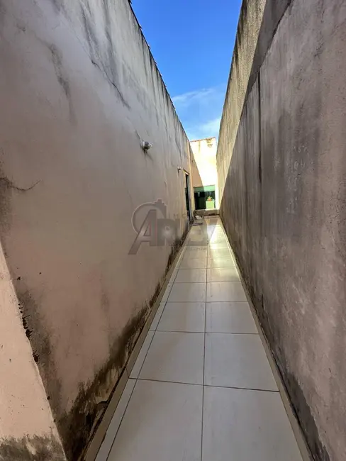 Foto 5 de Casa com 2 quartos à venda, 74m2 em Montes Claros - MG