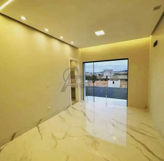 Foto 8 de Casa de Condomínio com 3 quartos à venda, 250m2 em Sapucaia, Montes Claros - MG