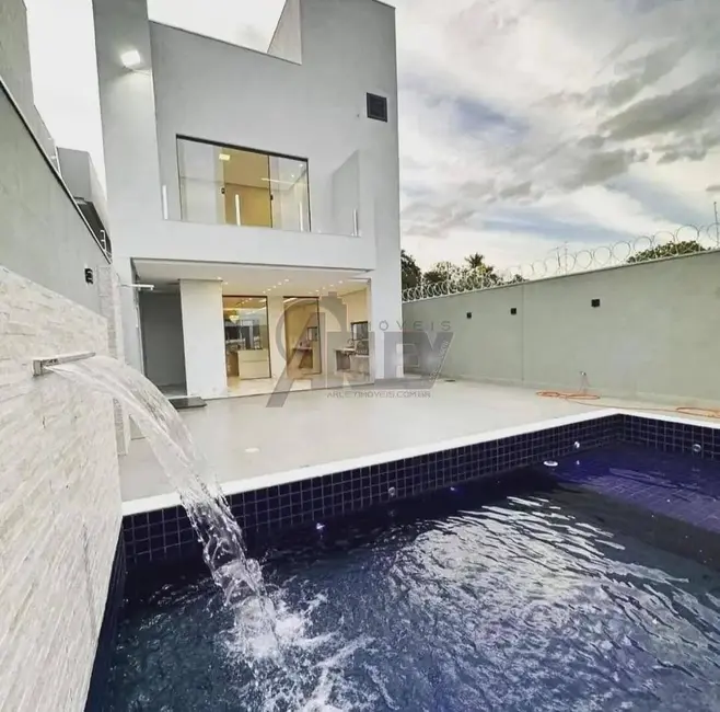 Foto 2 de Casa de Condomínio com 3 quartos à venda, 250m2 em Sapucaia, Montes Claros - MG