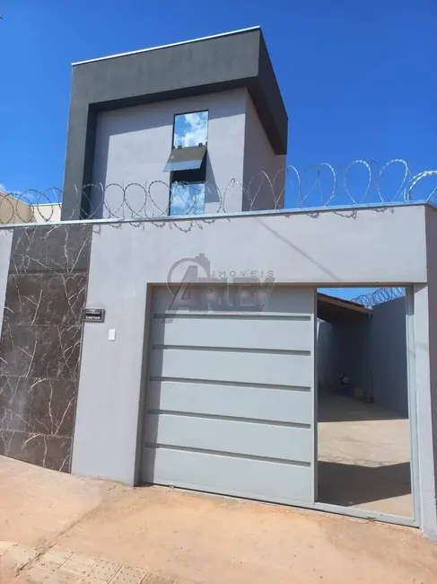 Foto 2 de Casa de Condomínio com 2 quartos à venda, 140m2 em Alto da Boa Vista, Montes Claros - MG