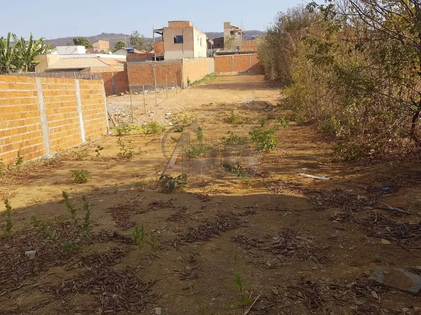 Foto 5 de Terreno / Lote à venda, 600m2 em Alterosas, Montes Claros - MG