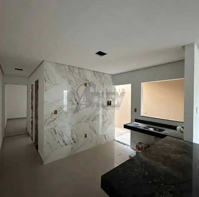 Foto 5 de Casa de Condomínio com 3 quartos à venda, 50m2 em Delfino Magalhães, Montes Claros - MG