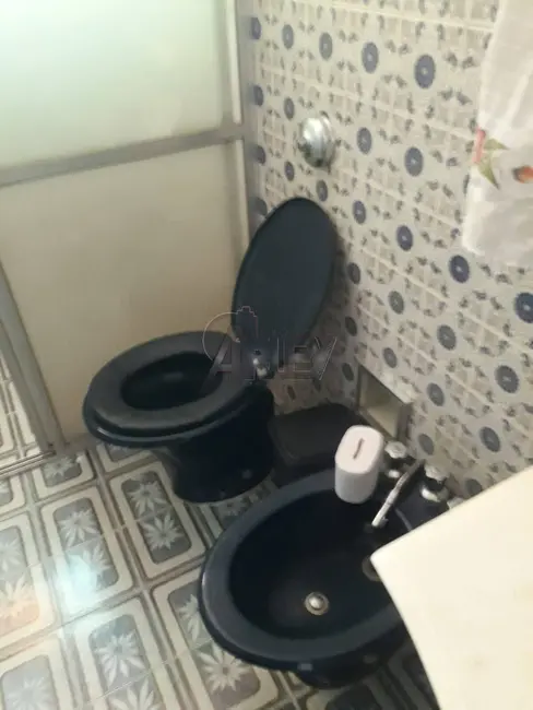 Foto 5 de Casa com 5 quartos à venda, 300m2 em Melo, Montes Claros - MG