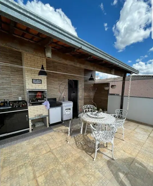 Foto 3 de Cobertura com 4 quartos à venda em Canelas, Montes Claros - MG