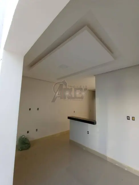 Foto 4 de Casa de Condomínio com 3 quartos à venda em Acácias, Montes Claros - MG