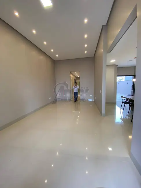 Foto 6 de Casa com 3 quartos à venda, 200m2 em Montes Claros - MG