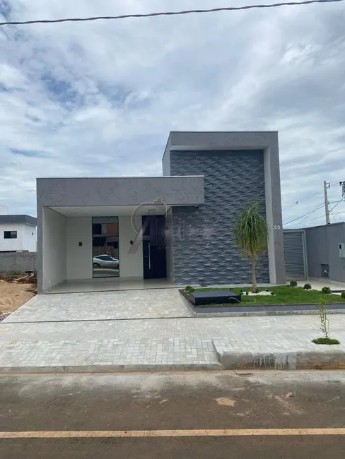 Foto 4 de Casa com 3 quartos à venda, 240m2 em Montes Claros - MG