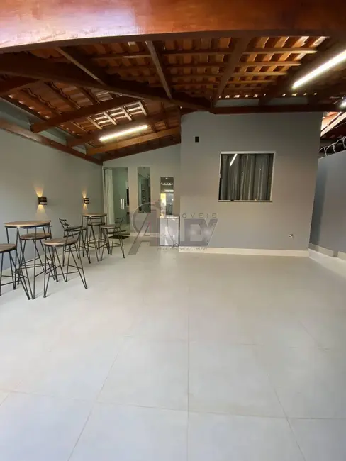 Foto 5 de Casa com 3 quartos à venda, 130m2 em Acácias, Montes Claros - MG