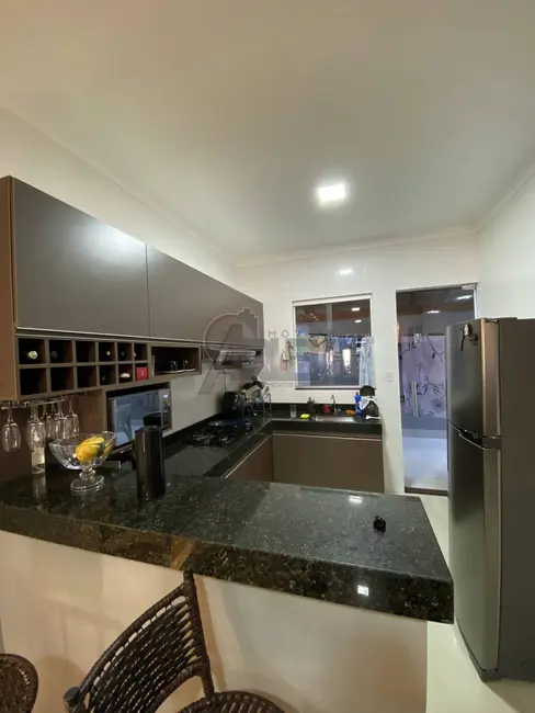 Foto 9 de Casa com 3 quartos à venda, 130m2 em Acácias, Montes Claros - MG