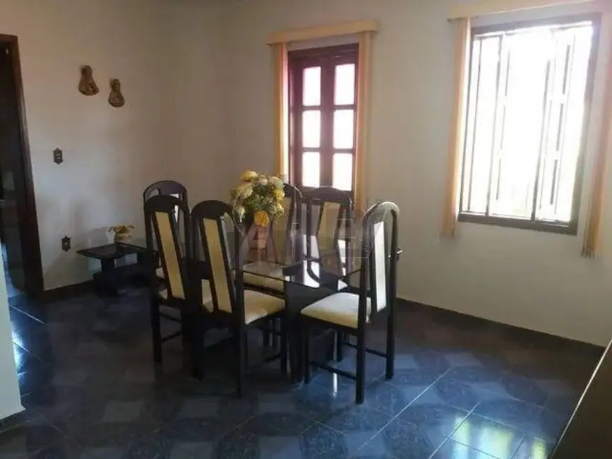 Casa com 4 quartos à venda, 600m2 em Morada do Sol, Montes Claros - MG - imagem 4 Foto 4 de Casa com 4 quartos à venda, 600m2 em Morada do Sol, Montes Claros - MG