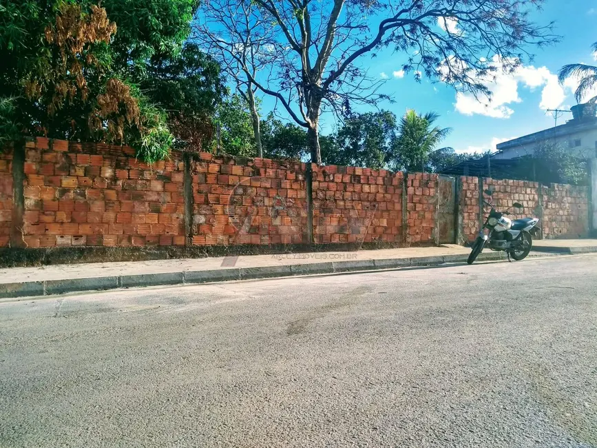 Foto 3 de Terreno / Lote à venda, 400m2 em Vila Sion, Montes Claros - MG