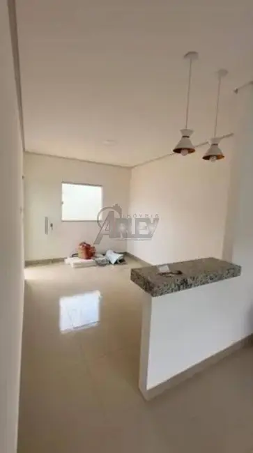 Foto 2 de Casa com 2 quartos à venda, 50m2 em Independência, Montes Claros - MG