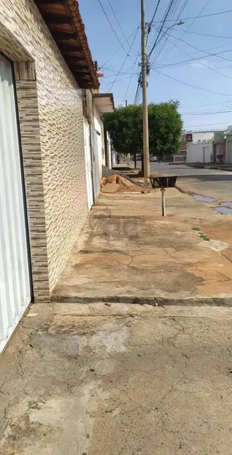 Foto 3 de Casa com 2 quartos à venda, 100m2 em Independência, Montes Claros - MG