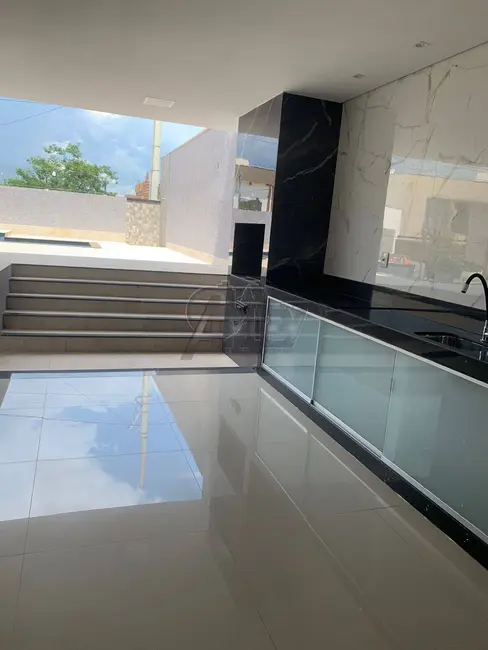 Foto 3 de Casa com 3 quartos à venda em Montes Claros - MG