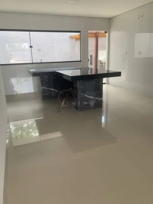 Foto 6 de Casa com 3 quartos à venda em Montes Claros - MG