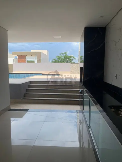 Foto 7 de Casa com 3 quartos à venda em Montes Claros - MG