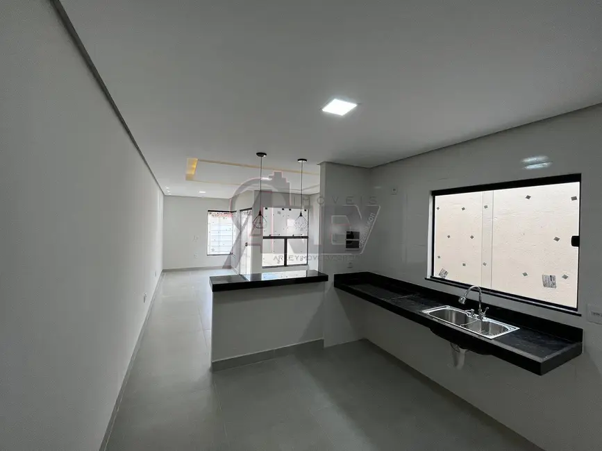 Foto 5 de Casa com 3 quartos à venda, 170m2 em Jaraguá, Montes Claros - MG