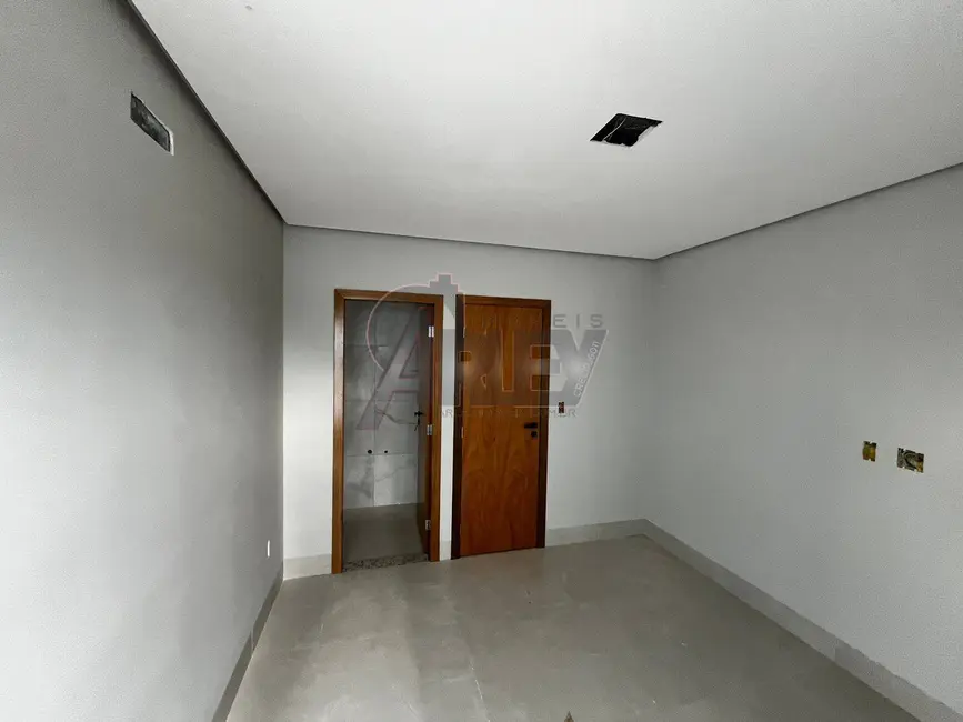 Foto 5 de Casa de Condomínio com 3 quartos à venda, 100m2 em Montes Claros - MG