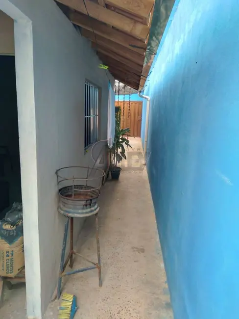 Foto 3 de Casa com 2 quartos à venda, 200m2 em Jaraguá, Montes Claros - MG