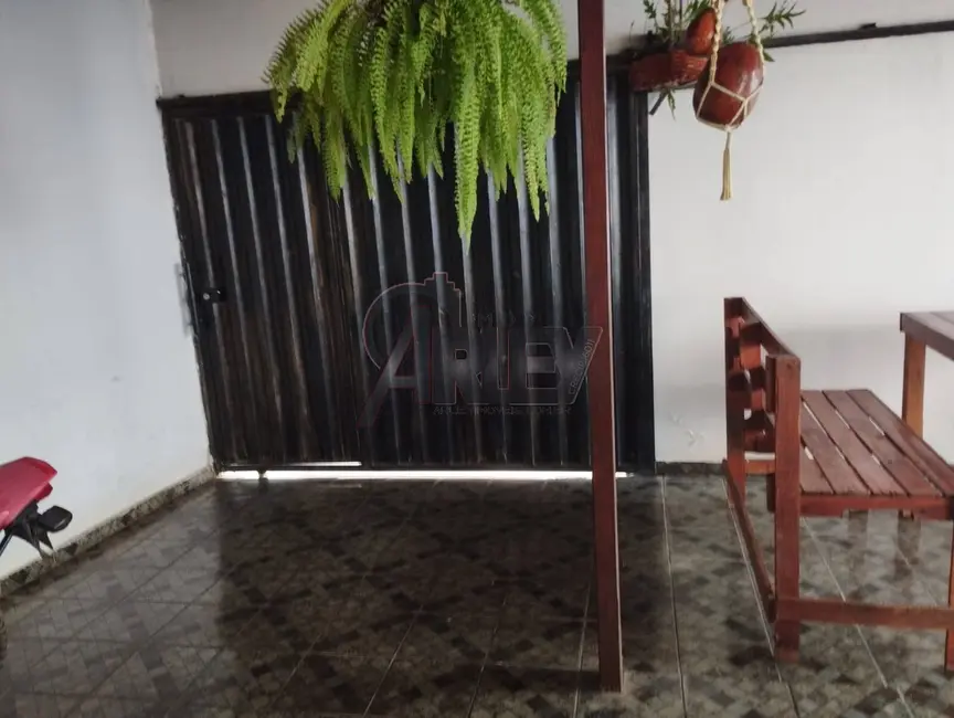Foto 7 de Casa com 3 quartos à venda, 300m2 em Maracanã, Montes Claros - MG