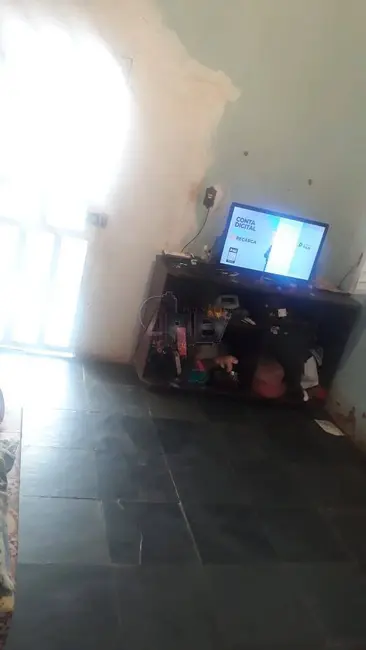 Casa com 2 quartos à venda, 300m2 em Maracanã, Montes Claros - MG - imagem 7 Foto 7 de Casa com 2 quartos à venda, 300m2 em Maracanã, Montes Claros - MG