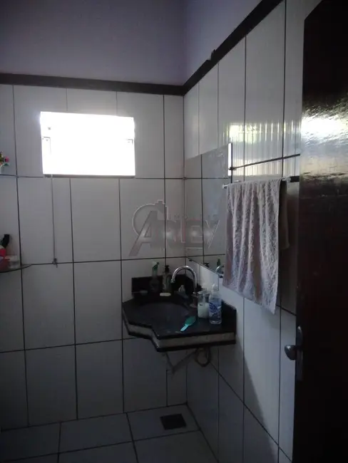 Foto 5 de Casa com 4 quartos à venda, 400m2 em São Judas Tadeu, Montes Claros - MG