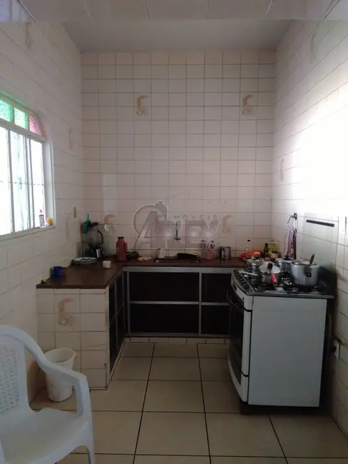 Foto 6 de Casa com 4 quartos à venda, 400m2 em São Judas Tadeu, Montes Claros - MG