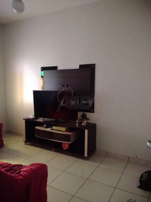 Foto 3 de Casa com 4 quartos à venda, 400m2 em São Judas Tadeu, Montes Claros - MG