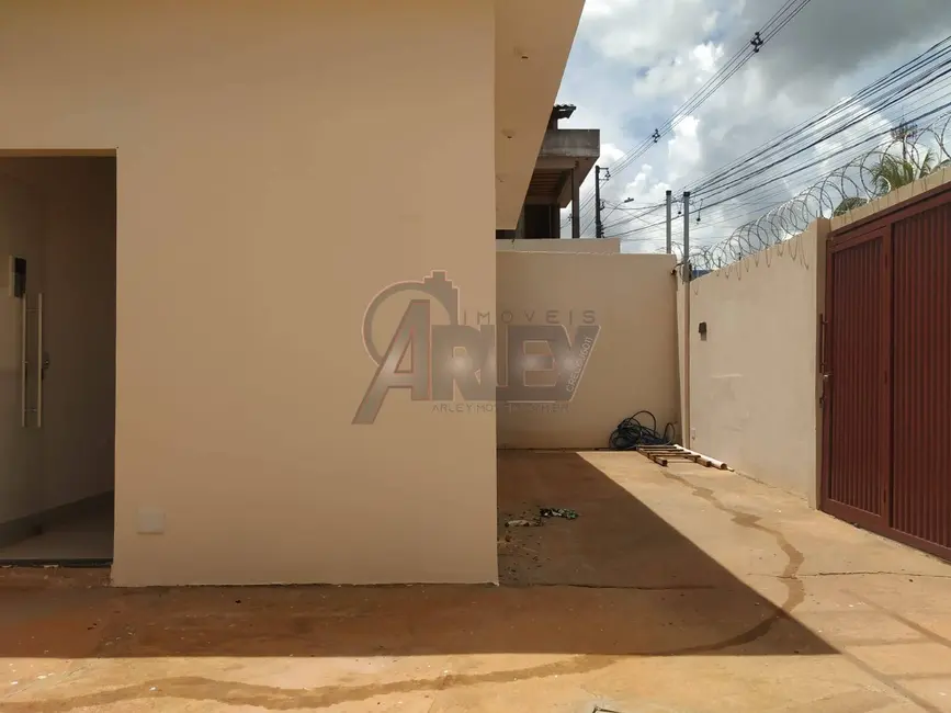 Foto 2 de Casa de Condomínio com 2 quartos à venda, 143m2 em Vila Real, Montes Claros - MG