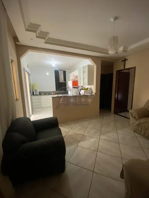 Foto 3 de Casa com 6 quartos à venda em Vila Ipiranga, Montes Claros - MG