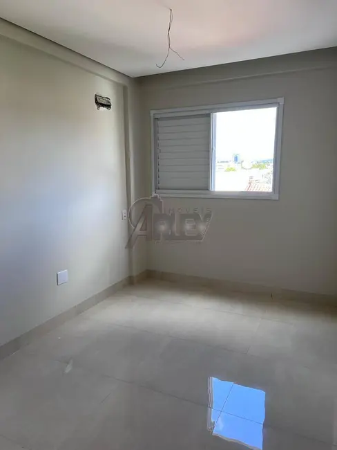 Foto 4 de Apartamento com 3 quartos à venda, 77m2 em Todos os Santos, Montes Claros - MG
