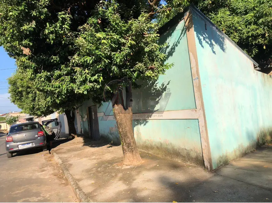 Casa com 2 quartos à venda em Alcides Rabelo, Montes Claros - MG - imagem 1 Foto 1 de Casa com 2 quartos à venda em Alcides Rabelo, Montes Claros - MG