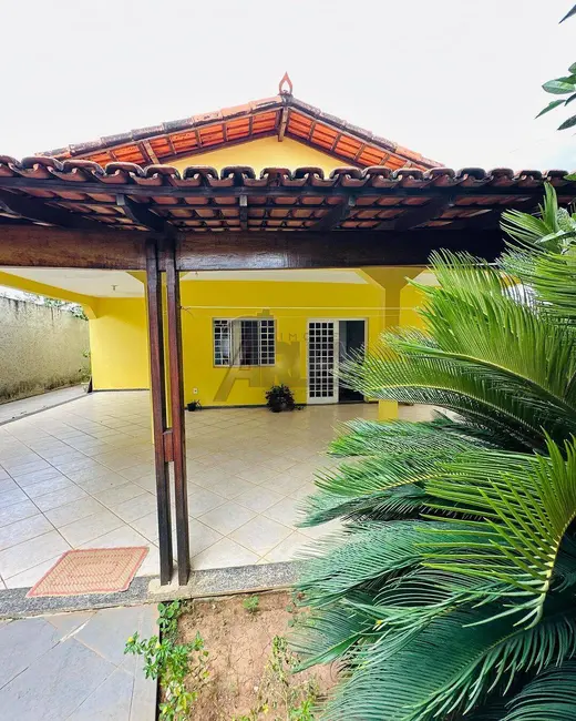 Foto 1 de Casa com 3 quartos para alugar em Maracanã, Montes Claros - MG