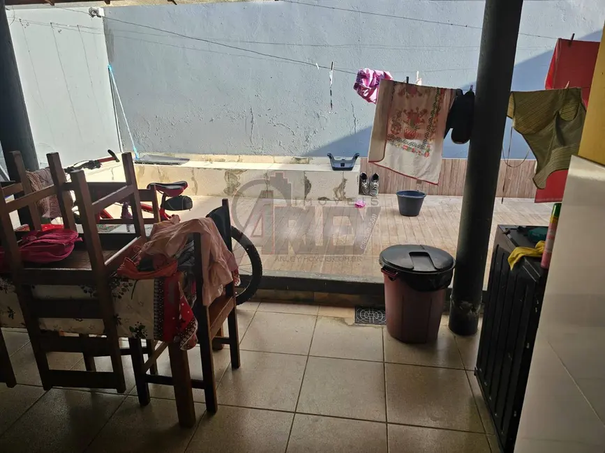 Casa com 3 quartos à venda em Santa Lúcia, Montes Claros - MG - imagem 9 Foto 9 de Casa com 3 quartos à venda em Santa Lúcia, Montes Claros - MG