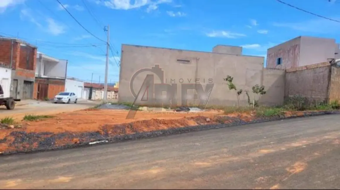 Foto 2 de Terreno / Lote à venda, 280m2 em Belvedere, Montes Claros - MG