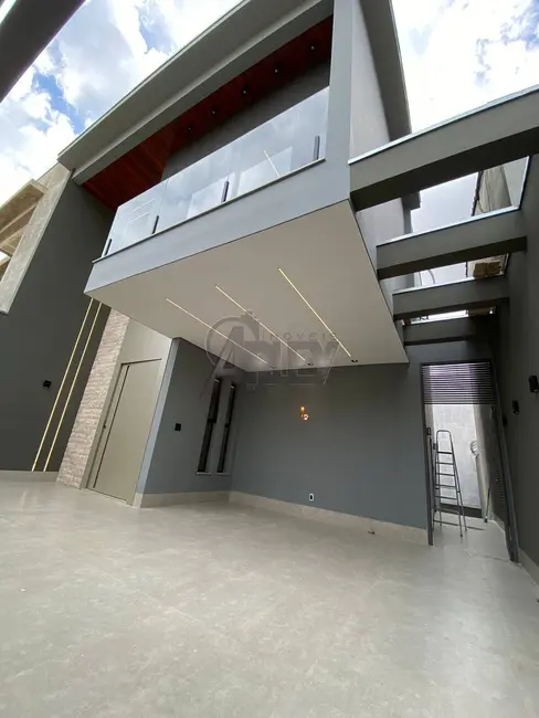 Foto 1 de Casa de Condomínio com 3 quartos à venda, 150m2 em Montes Claros - MG