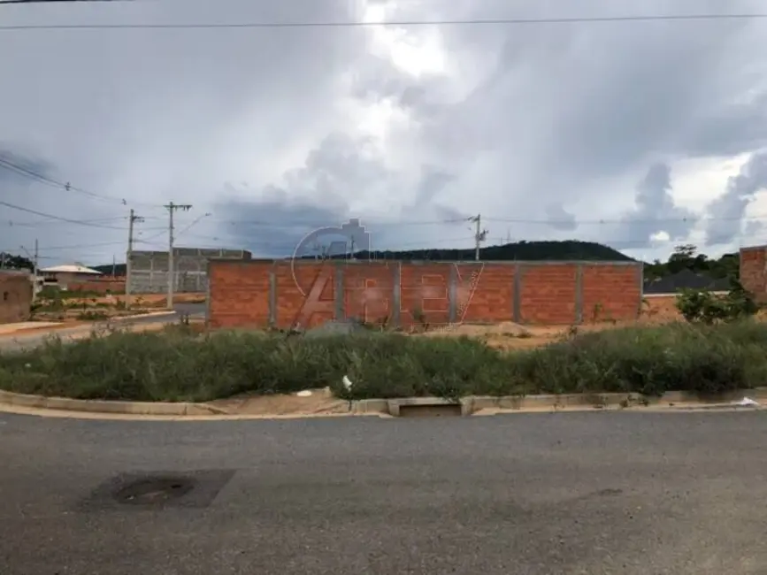 Foto 1 de Terreno / Lote à venda, 295m2 em Montes Claros - MG