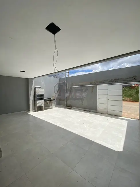 Foto 3 de Casa de Condomínio com 3 quartos à venda, 126m2 em Montes Claros - MG