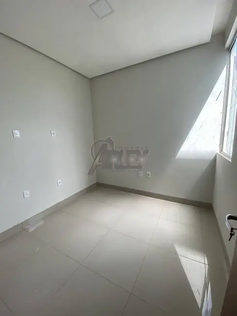 Foto 5 de Casa de Condomínio com 3 quartos à venda em Montes Claros - MG