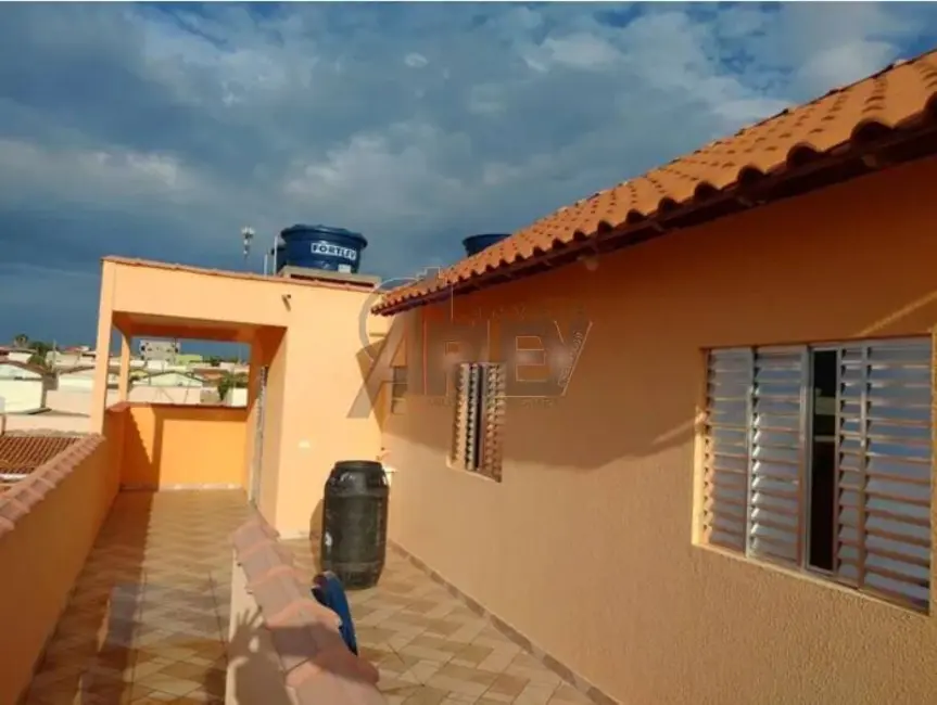 Foto 5 de Casa à venda em Santo Inácio, Montes Claros - MG