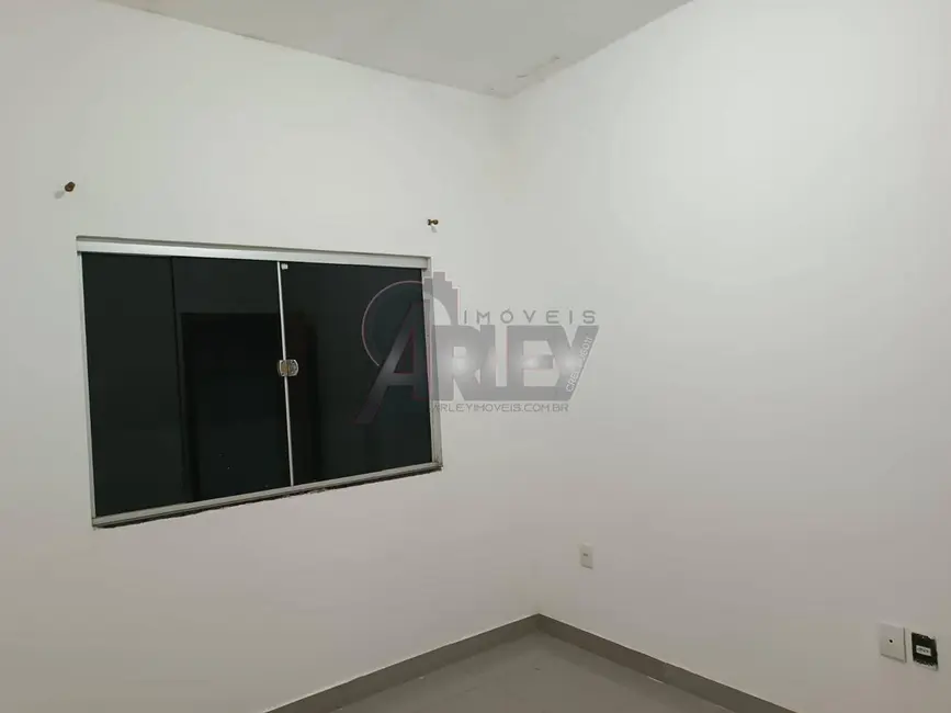 Foto 8 de Casa com 3 quartos à venda em Montes Claros - MG