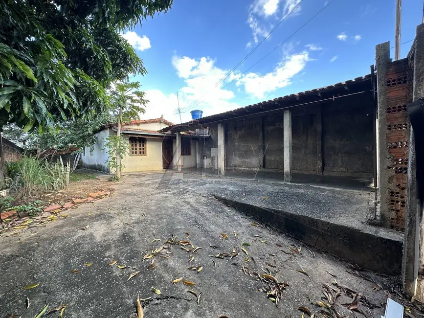 Casa com 2 quartos à venda, 100m2 em Montes Claros - MG - imagem 3 Foto 3 de Casa com 2 quartos à venda, 100m2 em Montes Claros - MG