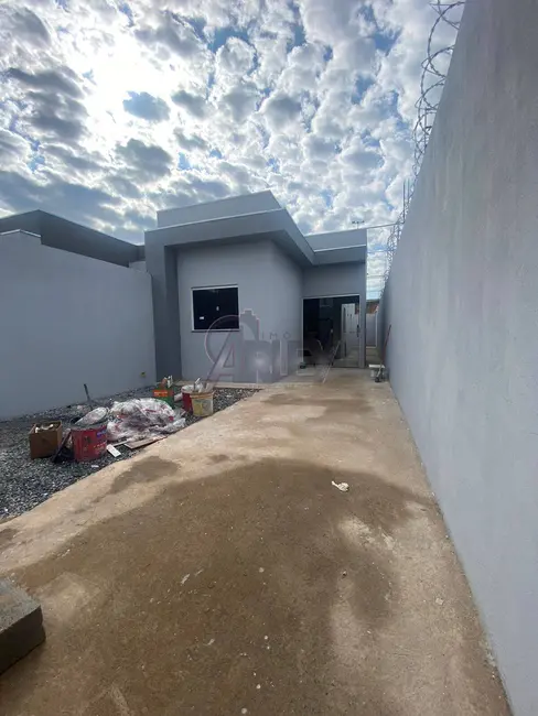 Foto 1 de Casa de Condomínio com 3 quartos à venda em Jardim Olímpico, Montes Claros - MG