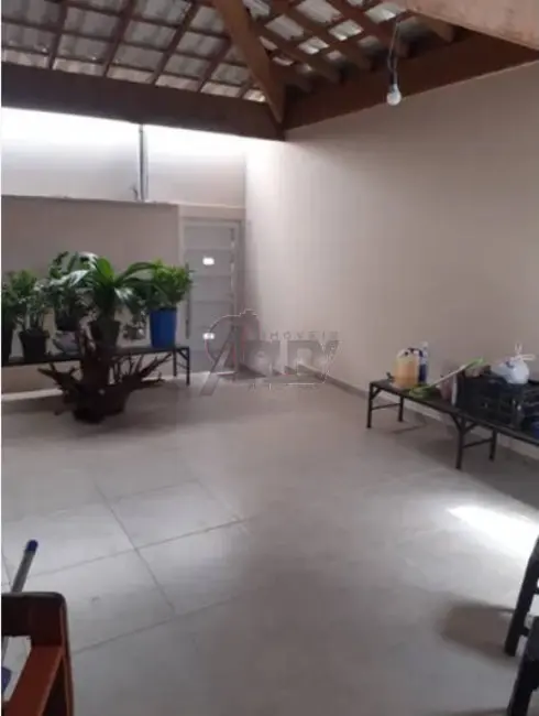 Foto 2 de Casa com 3 quartos à venda em Guarujá, Montes Claros - MG