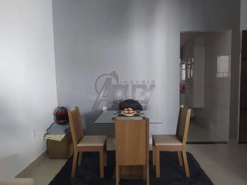 Foto 9 de Casa com 2 quartos à venda, 150m2 em Renascença, Montes Claros - MG