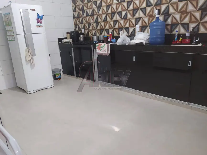 Foto 4 de Casa com 2 quartos à venda, 150m2 em Renascença, Montes Claros - MG