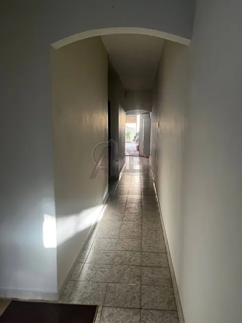 Foto 7 de Casa com 3 quartos à venda, 180m2 em Augusta Mota, Montes Claros - MG